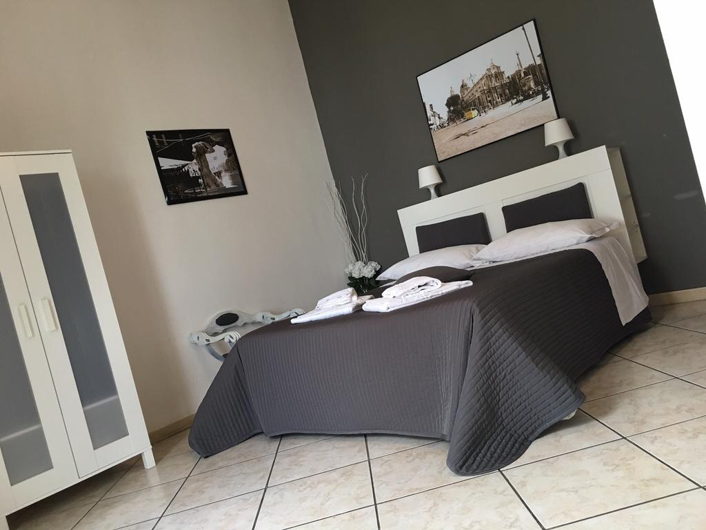 Platamone Rooms Катанія Екстер'єр фото
