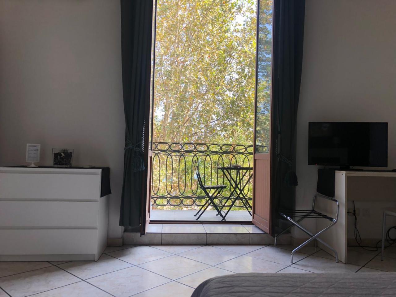 Platamone Rooms Катанія Екстер'єр фото